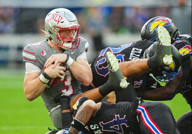 3-0 UNLV QB Quits Remainder of Season Due to Unfulfilled 'Commitments' From Program