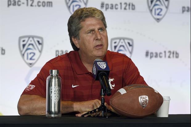 WSU's Mike Leach Tells Story About Autographing A 