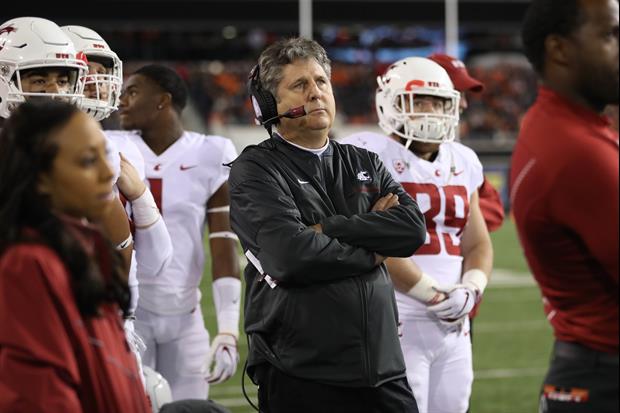 You Think Mike Leach Is Going To Stop Running For This Sideline Reporter? Nope