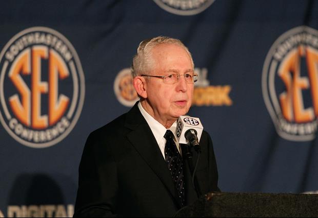 SEC Commissioner Mike Slive will retire in July 2015.