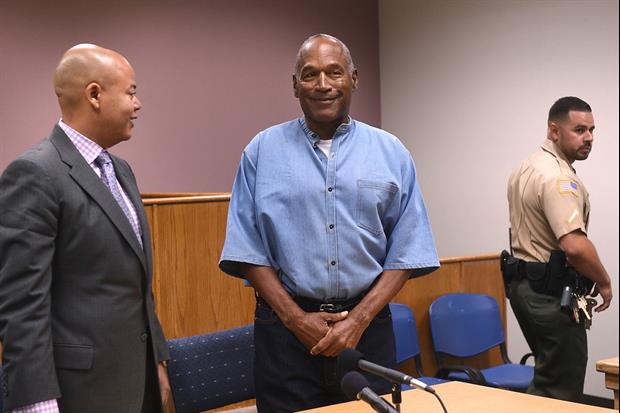 O.J. Simpson Posts Video Of Him Disinfecting Money He Won In A Golf Bet