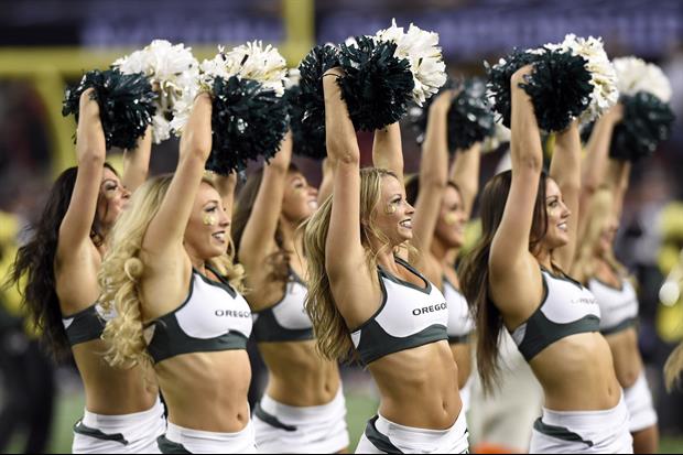 One Last Look At Oregon's Cheerleaders At National Championship Game