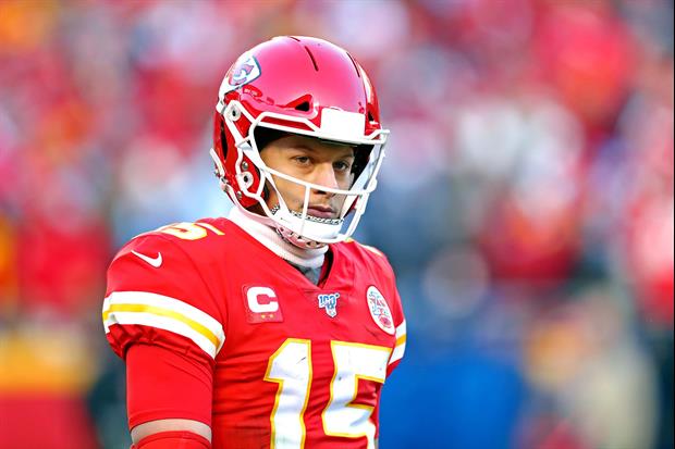 Patrick Mahomes Took His Girlfriend & Friends On Cabo Yacht Trip