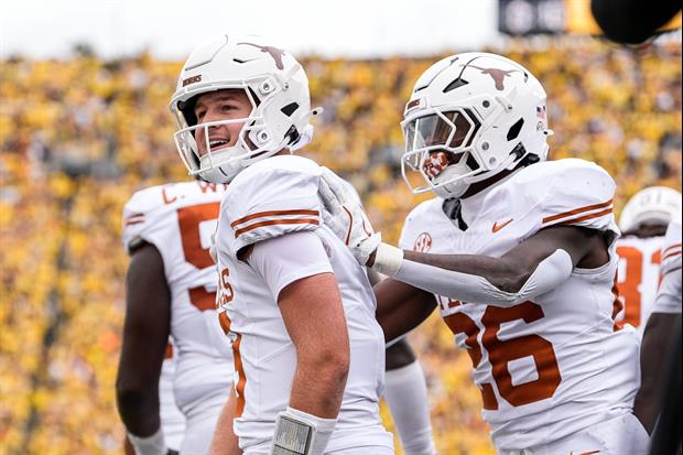 Quinn Ewers Throws For 3 Touchdowns as No. 3 Texas Pounds No. 10 Michigan 31-12