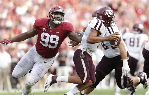 Alabama's DL Raekwon Davis Issues Statement After Seen Throwing Punches In Game