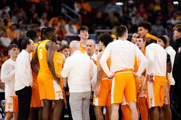 Tennessee's Season Comes To An End After 95-62 Loss To Michigan In The Elite Eight