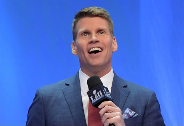 Here's What NFL RedZone Looks Like Behind The Scenes