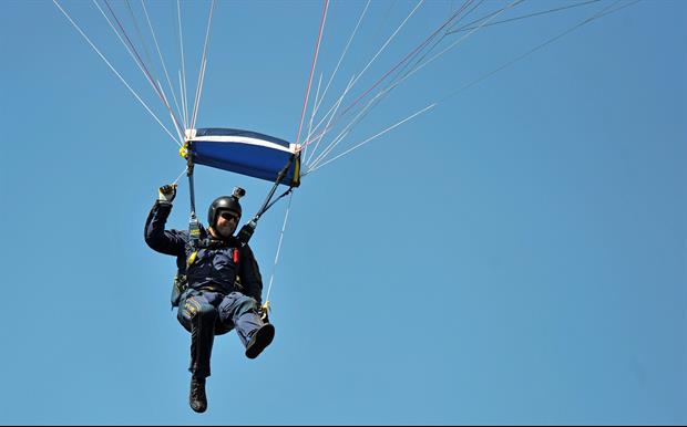 This 103-Year-Old Dude Sett The Record For Oldest Tandem Skydive Jump