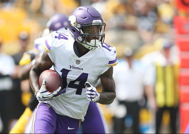 Vikings Star WR Stefon Diggs Obsessed With Starbucks, Gets $15K Diamond Chain