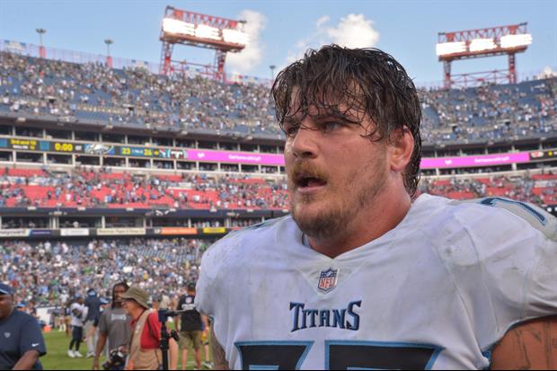 Here Was Titans' Taylor Lewan Flipping Off Thursday Night Football Cam During Injury