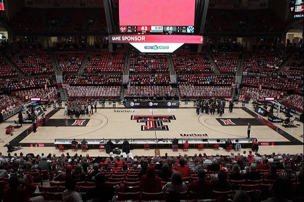 Texas Tech Student Manager Checks In On Senior Night, Immediately Takes A Charge