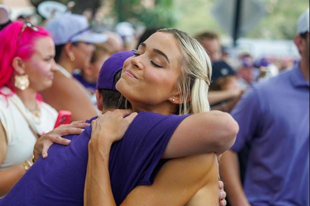 Watch: Lane Kiffin Walks Down Victory Hill With Livvy Dunne, Theo Vonn and Brooks Nader