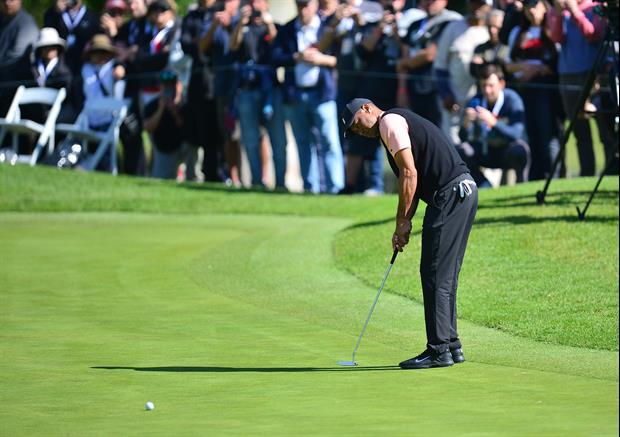 Tiger Woods Honored Kobe Bryant At Genesis Invitational, Then Sank A 24 foot, 8 inch On 1st Hole