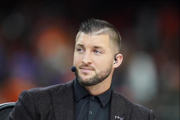 Jaguars Officially Sign Tim Tebow And Here’s What Jersey Number He's Wearing