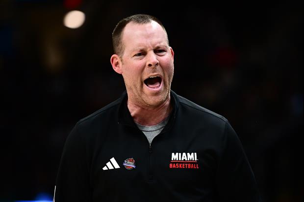 Miami (OH)'s Travis Steele's Halftime Meltdown On Refs Had Him Knocking Down DJ Speakers