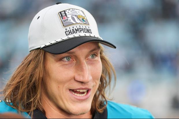 Trevor Lawrence Was Gifted GRILLZ From His Teammates After Winning Division