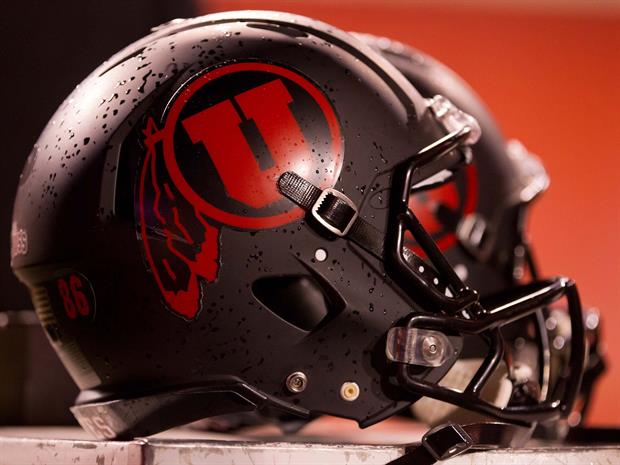 Utah Has Walk-On Player's Wife Surprise Him With Scholarship