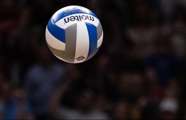 Japanese Volleyball Player Apologizes After With This Face-First Slide After Errant Serve