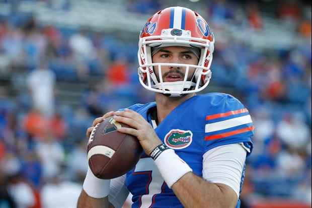 Florida QB Will Grier's Family Support Him W/ 'Free Willy' Shirts/Bikinis