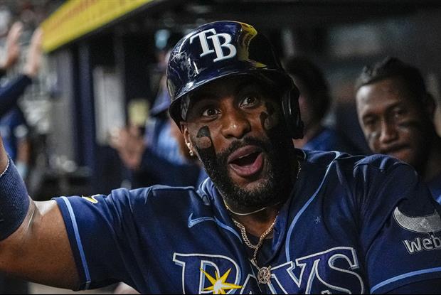 Yandy Diaz Celebrates Rays Playoff Berth Eating Tomahawk Steak W/ Bare Hands In Clubhouse